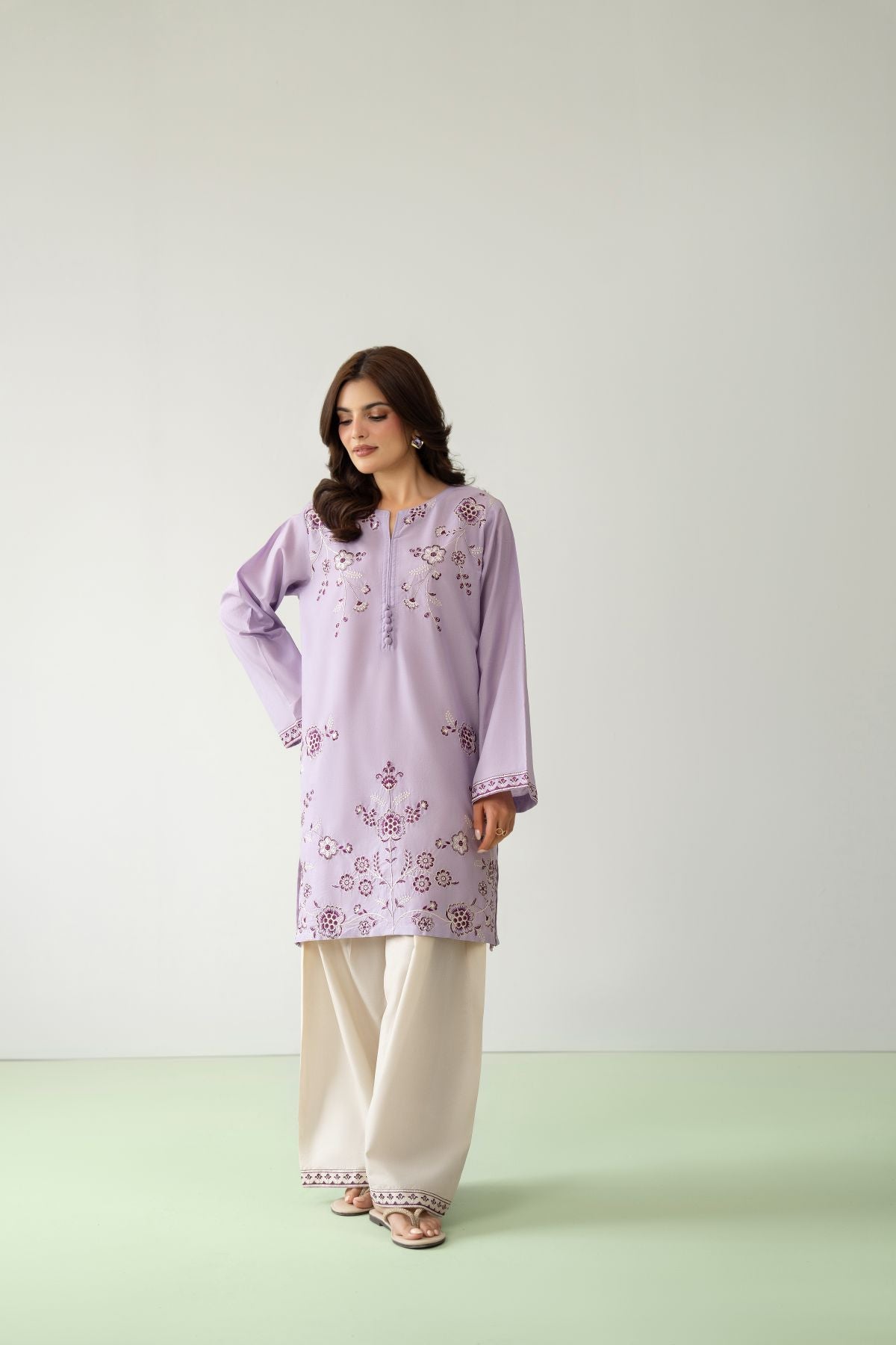 Lila – lilac lawn-cotton embroidered 2-piece suit | Samara Collection